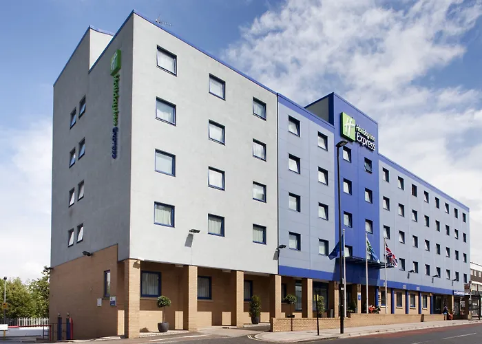 Holiday Inn Express Park Royal By Ihg Londra
